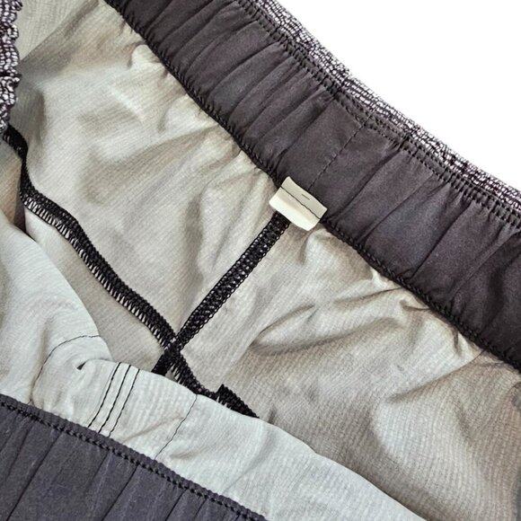 Lululemon Rollin' With My Omies Pant Burlap Texture Black Dune, Pull On, Size 4 - Picture 7 of 11